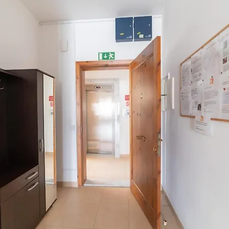 A Two Bedroom In The Heart Of St Julians Rol 7 Apartman *